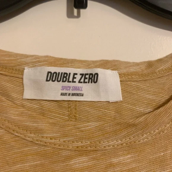 T-shirt - Picture 2 of 5